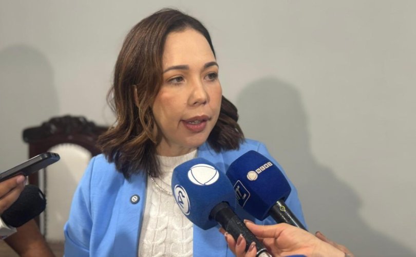 Cmara aguarda inqurito contra 2 vereadores