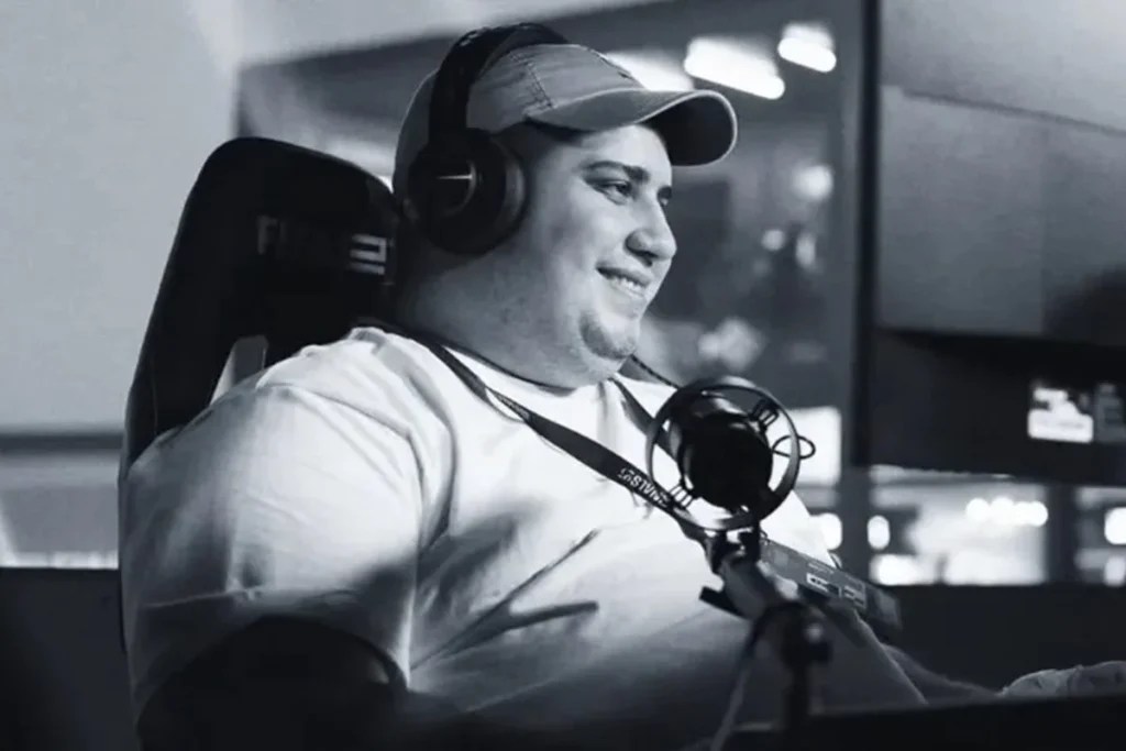 Luto no YouTube: Dedeco morre aos 33 anos semanas após anunciar que seria pai