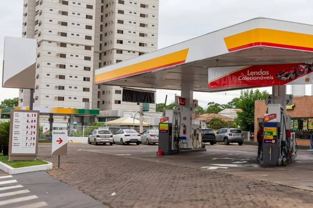 Procon fiscaliza 52 postos em Cuiabá para apurar aumentos nos combustíveis